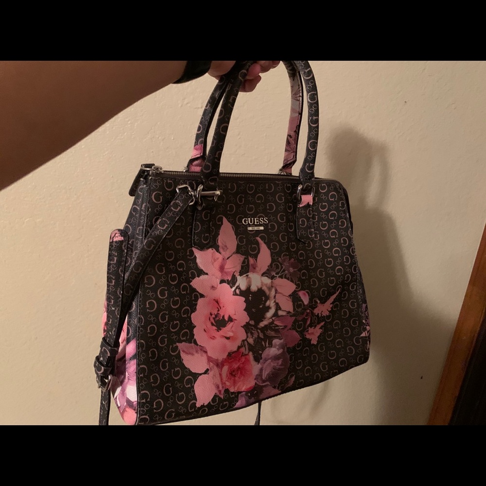 Guess purse